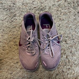 Nike Free RN 2018 pink